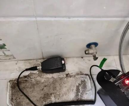 郧西屋顶漏水维修公司分享下卫生间漏水的危害及解决方法
